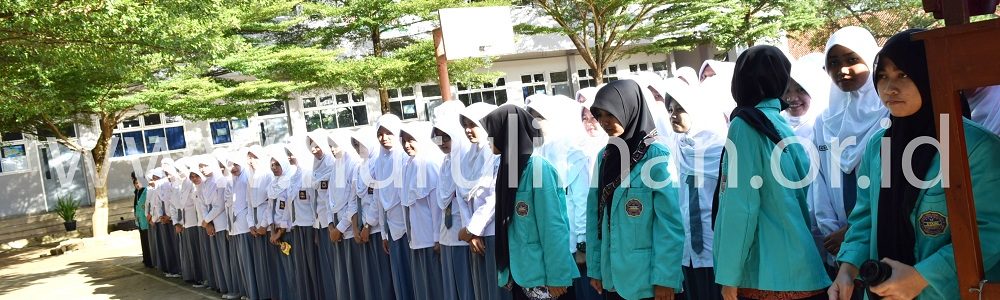 Galeri Ujian Nasional Berbasis Komputer di Nurul Iman