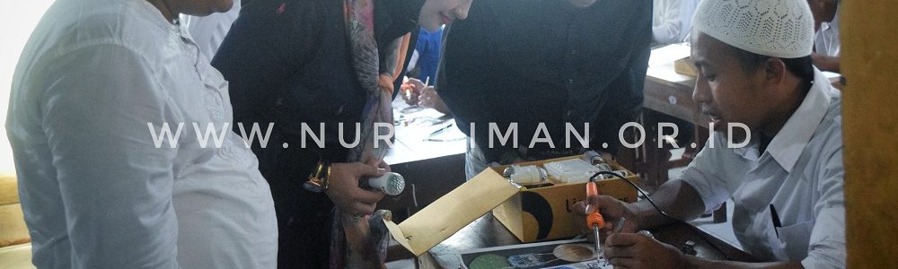 Kerjasama dalam Program Business Process Outsourcing Melalui Perakitan Lampu Hemat Energi