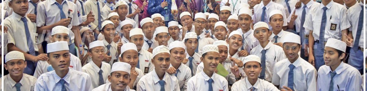 Santri Nurul Iman Kunjungi ISEF (Indonesia Sharia Economic Festival) di Balai Sidang Jakarta Convention Center