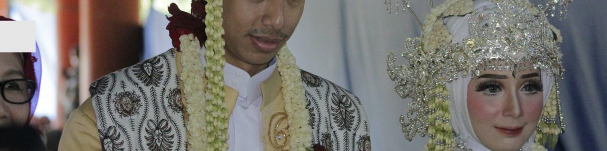 RESEPSI PERNIKAHAN SYARIFAH HILYAH DI GELAR MERIAH DENGAN PERAYAAN MILAD ABAH