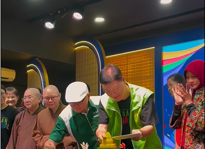 Dr. Umi Waheeda Hadir di Acara Vegan Carnaval Jakarta 2025 di Maitreyawira School Jakarta